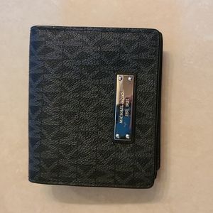 Michael Kors compact wallet